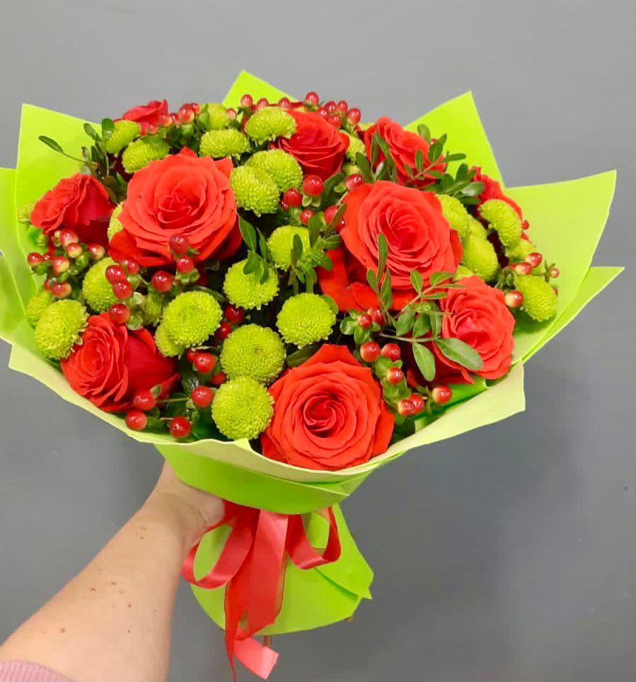 Букет цветов из: Хризантемы и Розы в Нижний Бестях