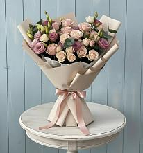 Букет цветов из:  Розы и Лизиантусы в Нижний Бестях