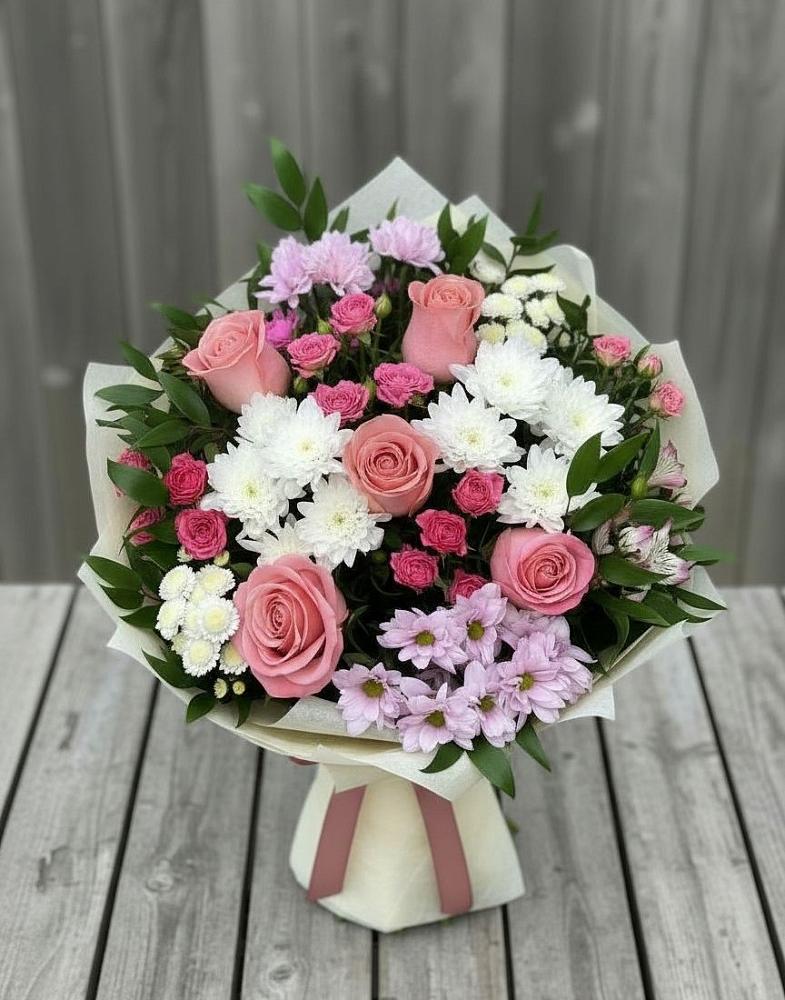 Букет цветов из: Альстромерии, Гвоздики, Розы и Хризантемы в Нижний Бестях