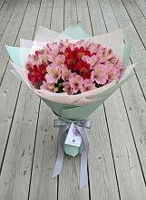 Букет цветов из:  Альстромерии в Нижний Бестях