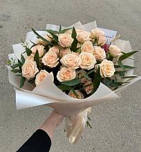 Букет Кремовые розы Латте в Нижний Бестях