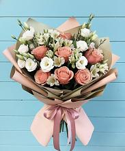 Букет цветов из:  Розы, Альстромерии и Лизиантусы в Нижний Бестях