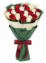 Букет Микс из красных и белых роз #REPLACE_PRED# Нижний Бестях