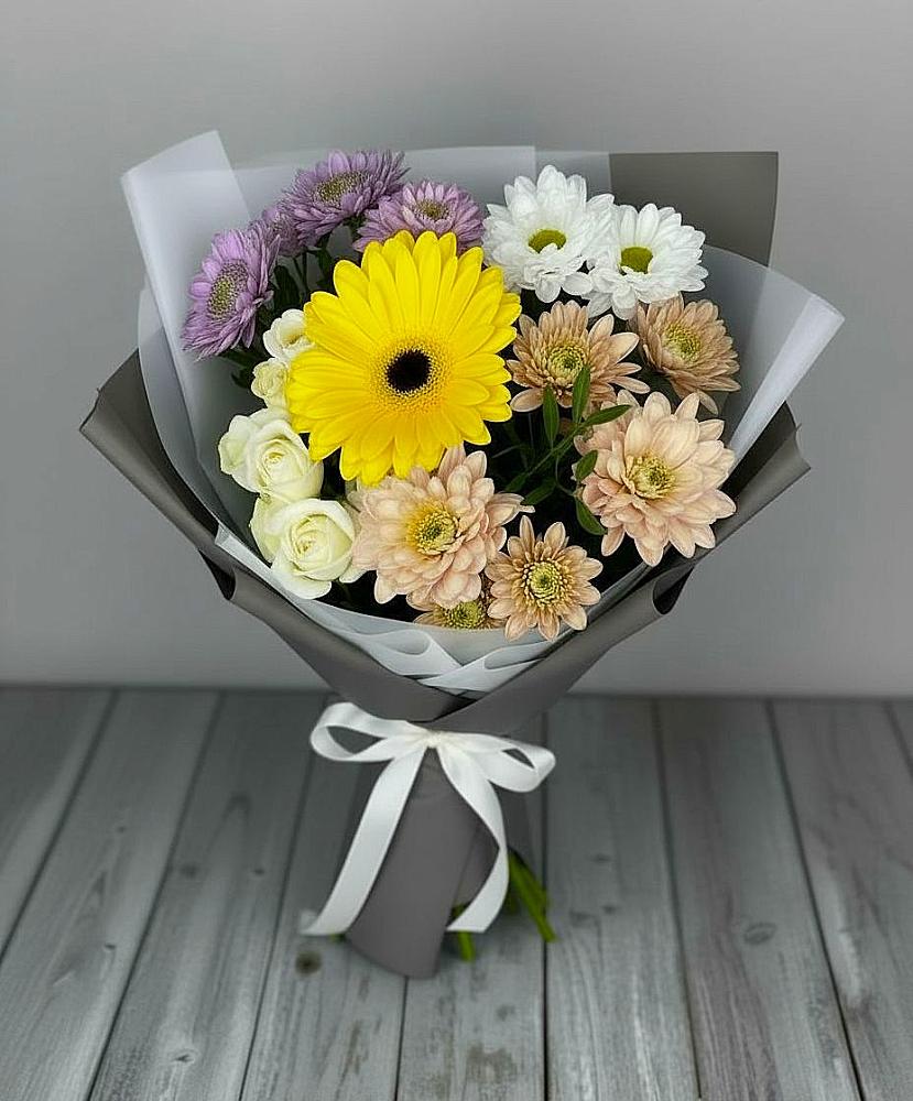 Букет цветов из: Розы, Герберы и Хризантемы в Нижний Бестях