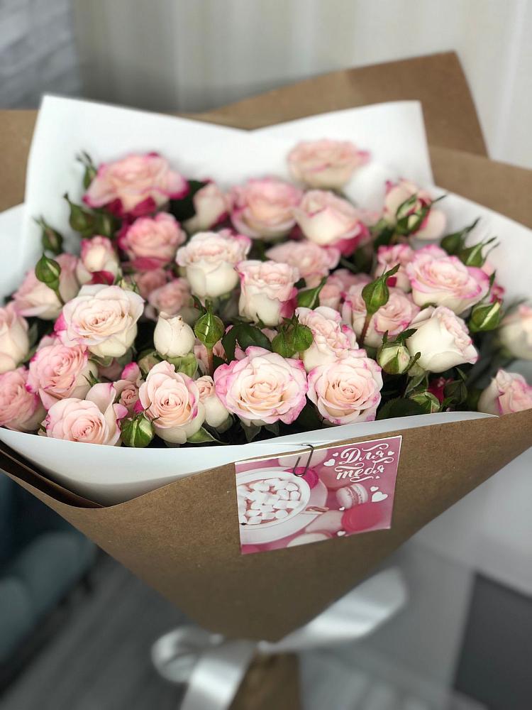 Букет цветов из: Розы в Нижний Бестях