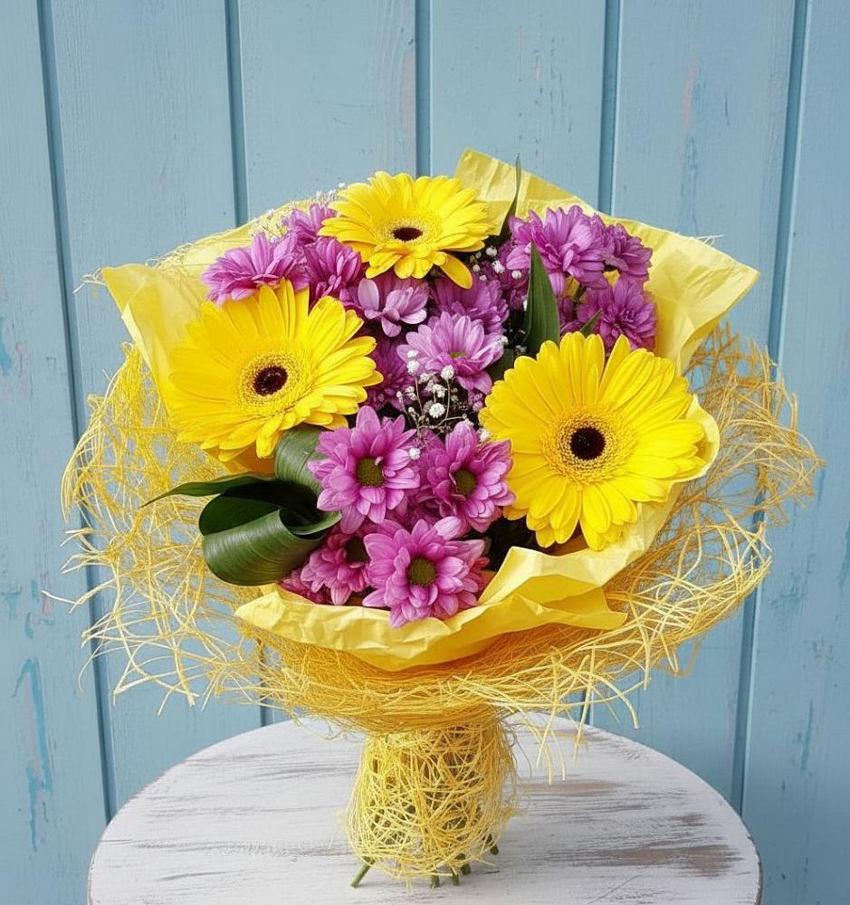 Букет цветов из: Хризантемы и Герберы в Нижний Бестях