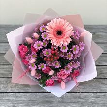 Букет цветов из:  Розы, Герберы и Хризантемы в Нижний Бестях