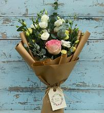 Букет цветов из:  Розы и Лизиантусы в Нижний Бестях
